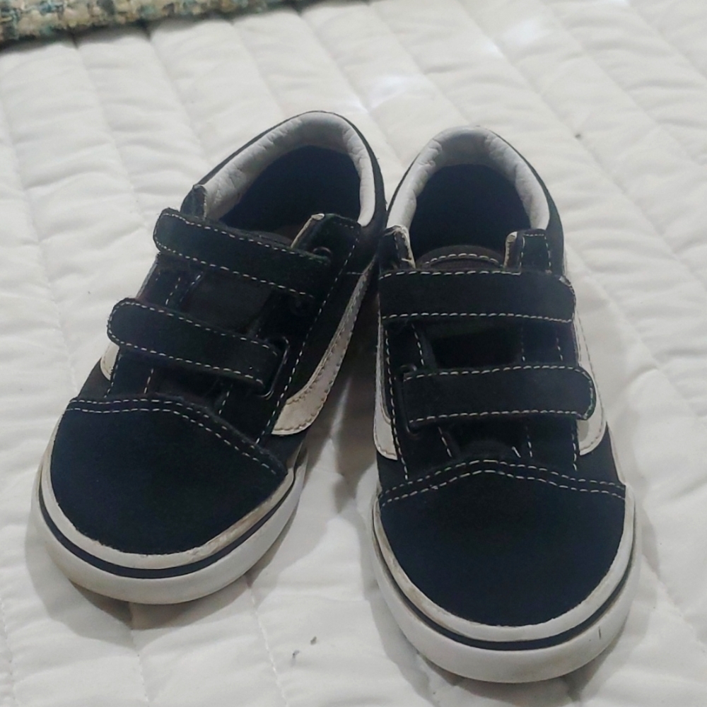 Shoe